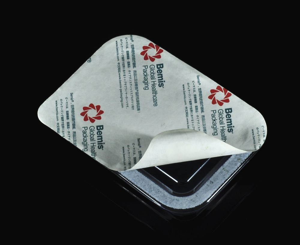 醫療器械使用的透明吸塑盒與蓋材是怎么密封上去的呀？